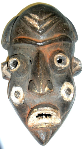 OLD MASK FROM CONGO