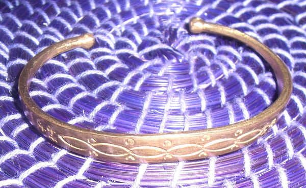 AFRICAN BRASS BANGLE