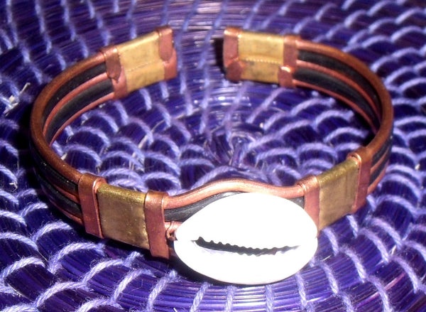 AFRICAN BRASS COPPER WIRE BANGLE