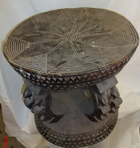 Dogon Round Table